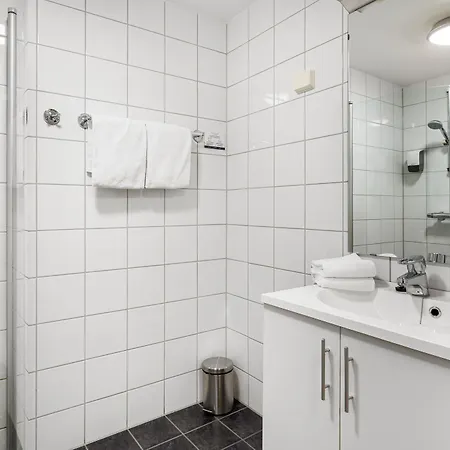 Enter Szálloda Tromsø